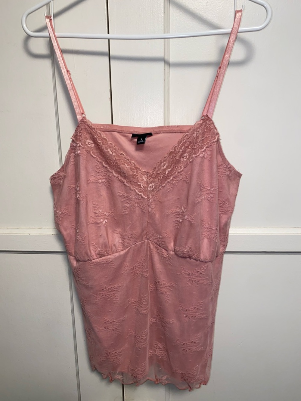 Torrid Size 1X Pink Lace Sweetheart Cami - Picture 2 of 9